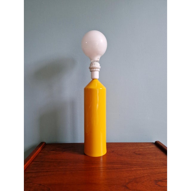Large Vintage Table Lamp in Yellow Lacquered Metal, 1980s For Sale - Image 6 of 11