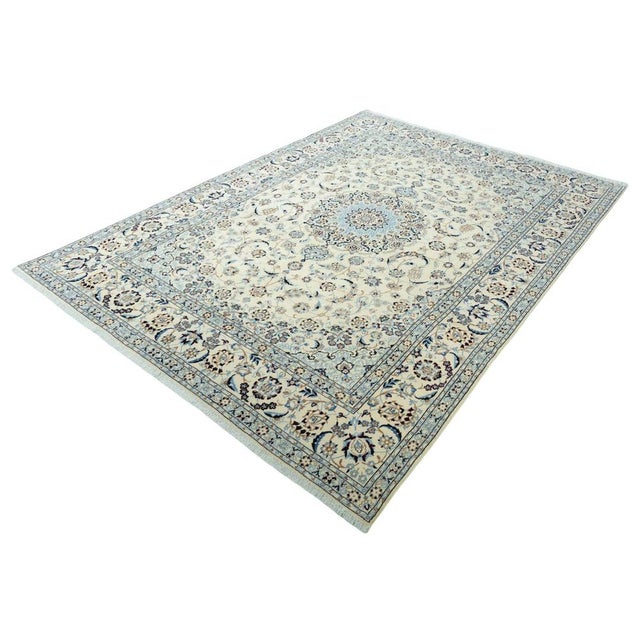 Hand-Knotted Oriental Rug Nain 9la Rug with Silk For Sale - Image 13 of 13