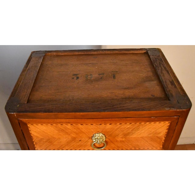 1900s Antique French Louis XV Walnut Inlaid & Marble Top Lingerie Stand For Sale - Image 4 of 16