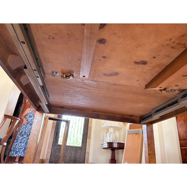 1970s John Widdicomb Mid-Century Modern Burl Wood Extension Dining Table. Refinished. For Sale In Phoenix - Image 6 of 11