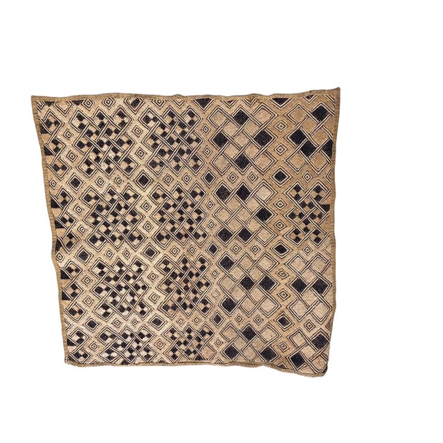 1980s Vintage Lg African Tribal Kuba Kasai Velvet Raffia Textile 27" by 26.5" For Sale - Image 5 of 9