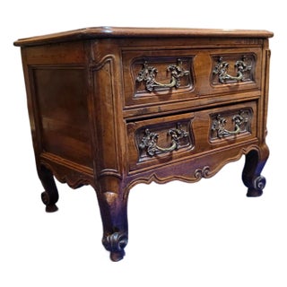 Antique Early 19th Century French Provincial Louis XV Walnut Petite Commode (Table De Chevet), Circa 1790–1825 For Sale
