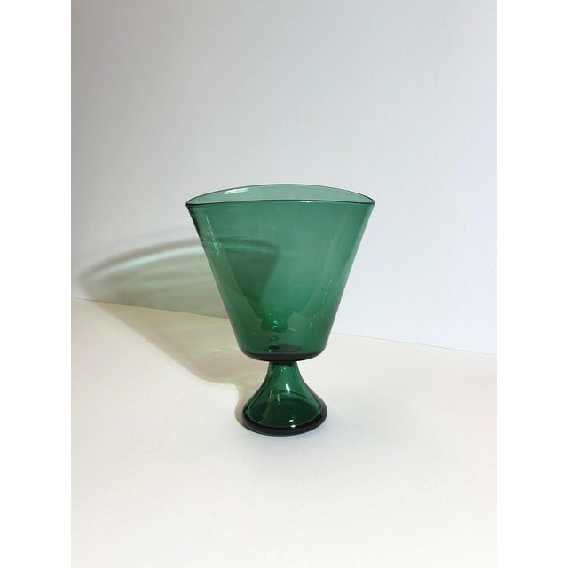 Mid-Century Modern Italian Green Blown Glass Pedestal Vase by Vetro Verde Di Empoli, 1950s For Sale - Image 3 of 10