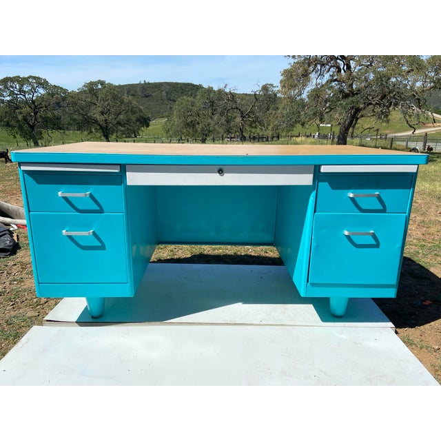 1960s Allsteel Vintage Mid Century Modern Metal Tanker Desk For Sale - Image 5 of 12