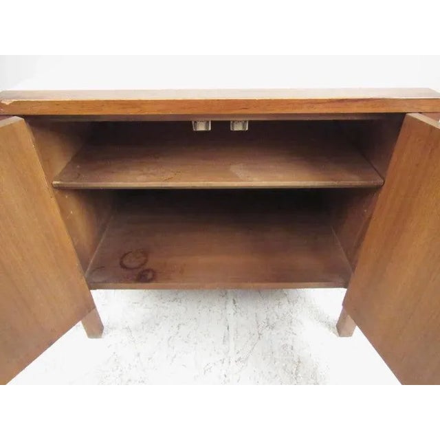 Brass Vintage Modern Marble-Top End Table by Drexel For Sale - Image 8 of 11