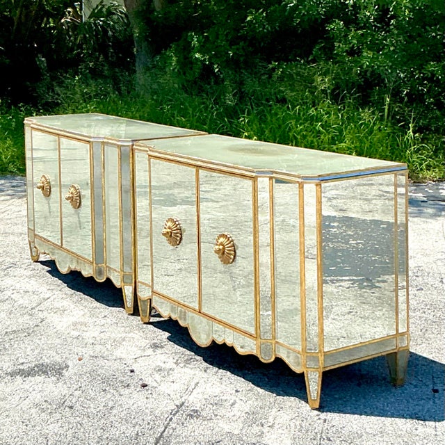 Mid 20th Century Vintage Regency Mirrored “Regina” Cabinet After Michael Taylor For Sale - Image 5 of 12