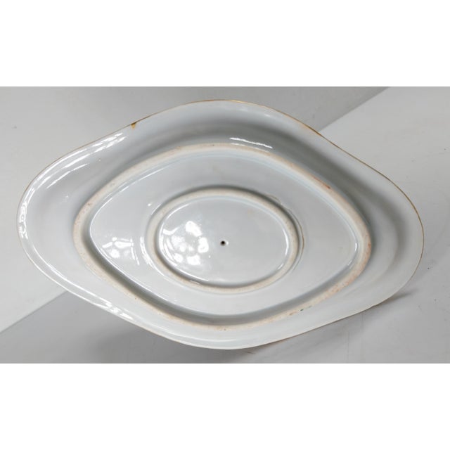 20th Century Chinese or Japanese Export Gravy Boat With Carp or Goldfish For Sale - Image 13 of 15