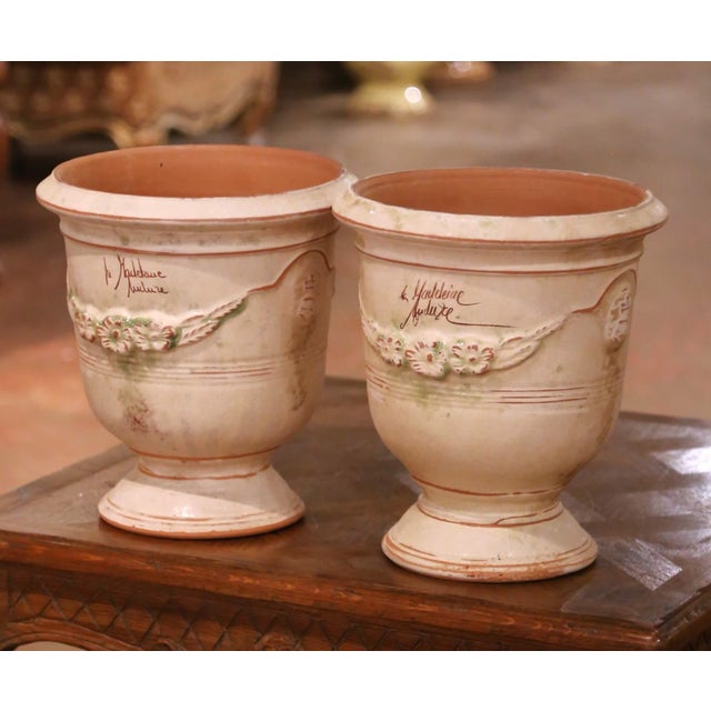 Early 21st Century Pair of French Anduze Terracotta Planters Signed La Madeleine For Sale - Image 5 of 8