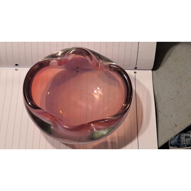 1950s Vintage Hand Blown Opalescent Pink Ashtray/Trinket Dish Styled After Murano For Sale - Image 10 of 10