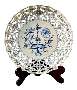 Blue Onion Ronde Plate from Meissen Porcelain