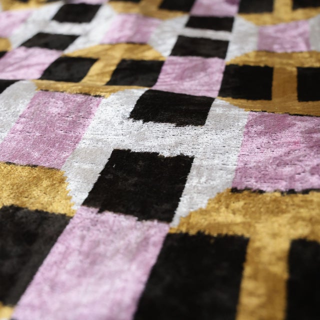 Hand-Knotted Geometric Silk Velvet Lumbar - 16x24 Gold & Lavender For Sale In San Francisco - Image 6 of 8