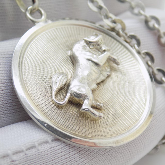 Vintage Italian Handmade Sterling Silver 925 Medallion and 835 Chain with Taurus Zodiac, Italy, 1970s For Sale - Image 4 of 12