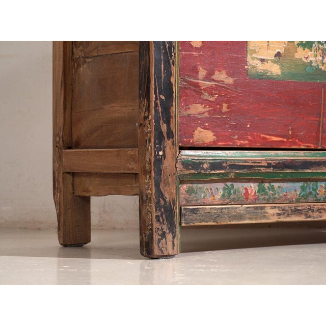 Antique Chinese Qing Dynasty Gansu Cabinet in Painted Pine For Sale - Image 3 of 12
