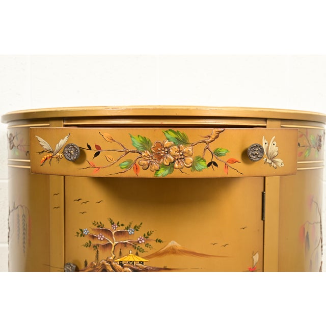 Imperial Furniture Regency Chinoiserie Gold Lacquered Hand Painted Demilune Console or Bar Cabinet, Circa 1940s For Sale In South Bend - Image 6 of 14