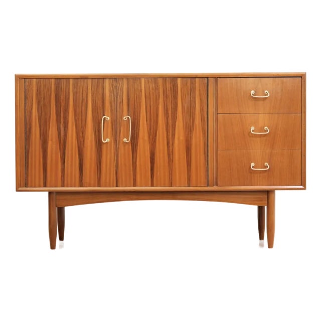 Mid Century Credenza by Peter Hayward for Vanson, Attributed For Sale
