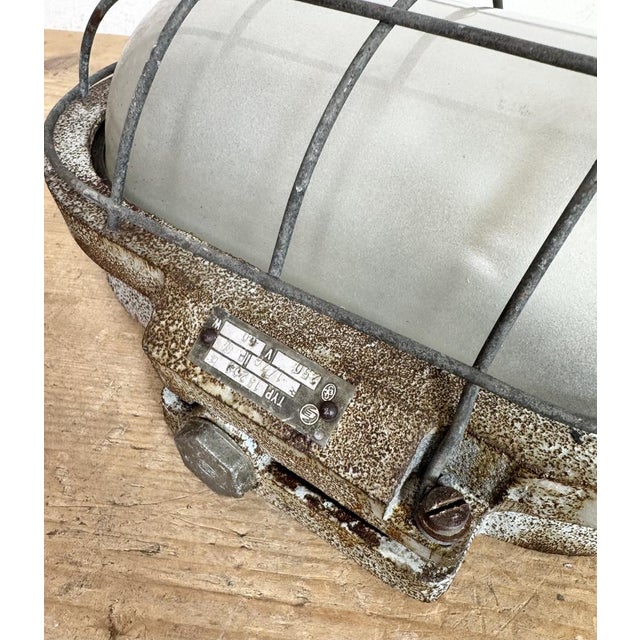 Gray Industrial Grey Rusty Cast Iron Wall Light from Elektrosvit, 1960s For Sale - Image 8 of 16