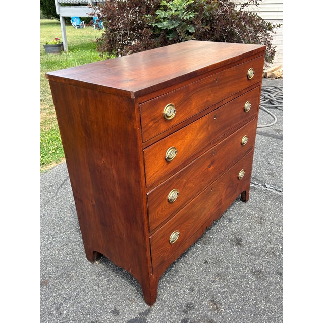 Wood MidEarly 19th C. American Mid-Atlantic Four Drawer Chest in the Federal Federal Style For Sale - Image 7 of 14