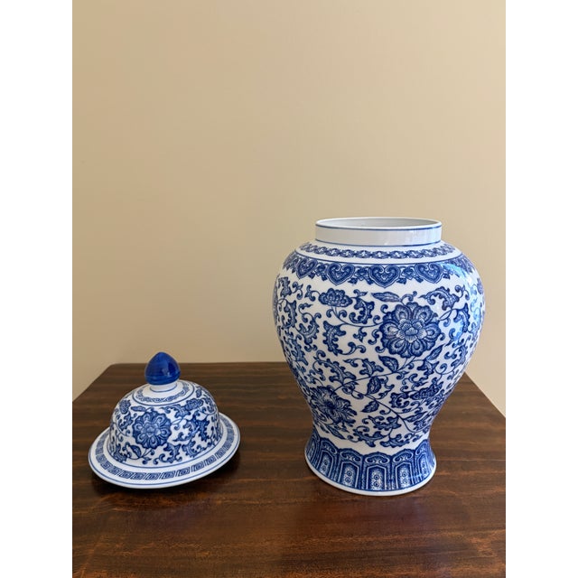 Blue Chinoiserie Blue and White Porcelain Ginger Jar For Sale - Image 8 of 9