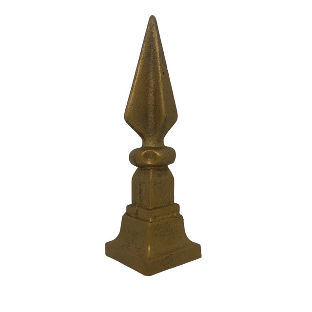 Early 21st Century Contemporary Decorative Cast Iron Gold Painted Arrow Finial For Sale - Image 5 of 13