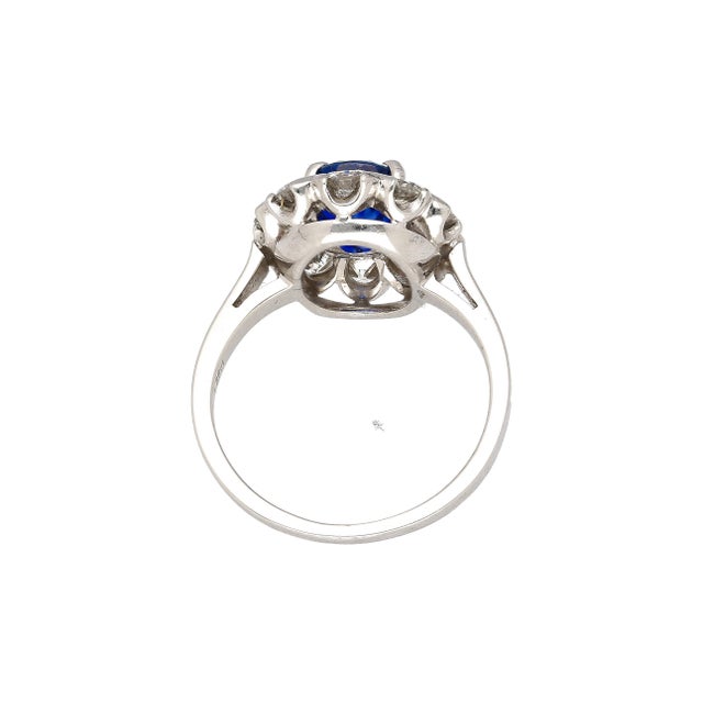 1.89 Carat Oval Kashmir Blue Sapphire & Diamond Platinum Art Deco Vintage Ring For Sale - Image 9 of 13