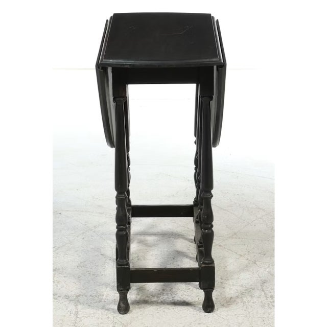 Antique William & Mary Painted Wood Gate-Leg Table With Turned Baluster Legs For Sale - Image 4 of 7
