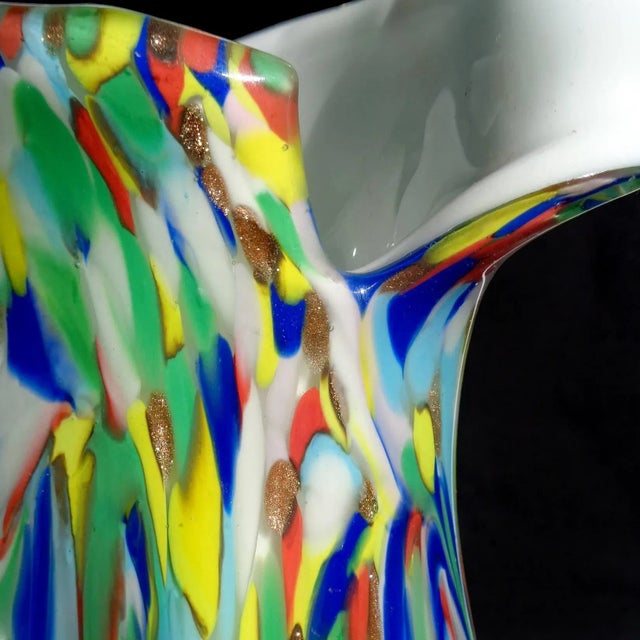 Mid-Century Modern Vintage Murano Fratelli Toso Rainbow Colors Swirl Italian Art Glass Mid-Century Scissor Cut Rim Flower Vase For Sale - Image 3 of 4