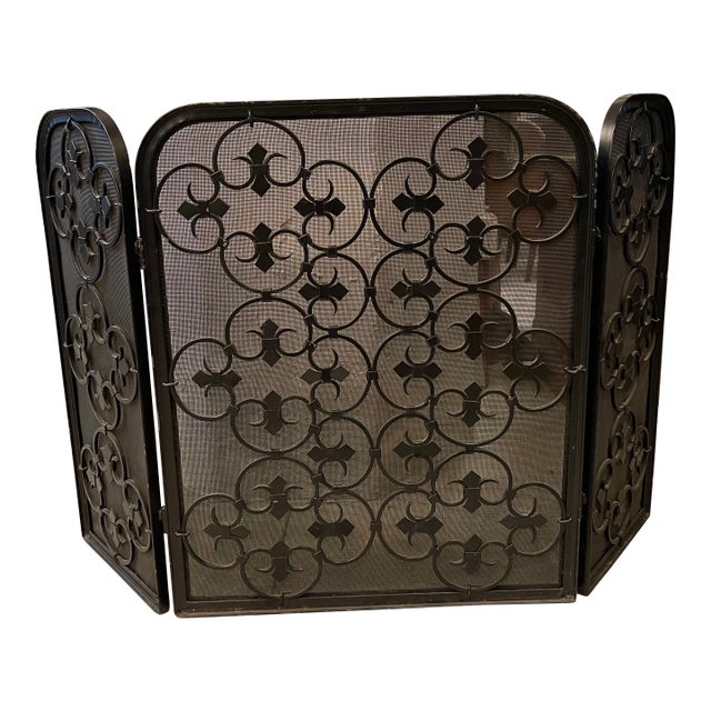 Mid 20th Century Hollywood Regency Scrolled Iron and Mesh Trifold Fireplace Screen For Sale