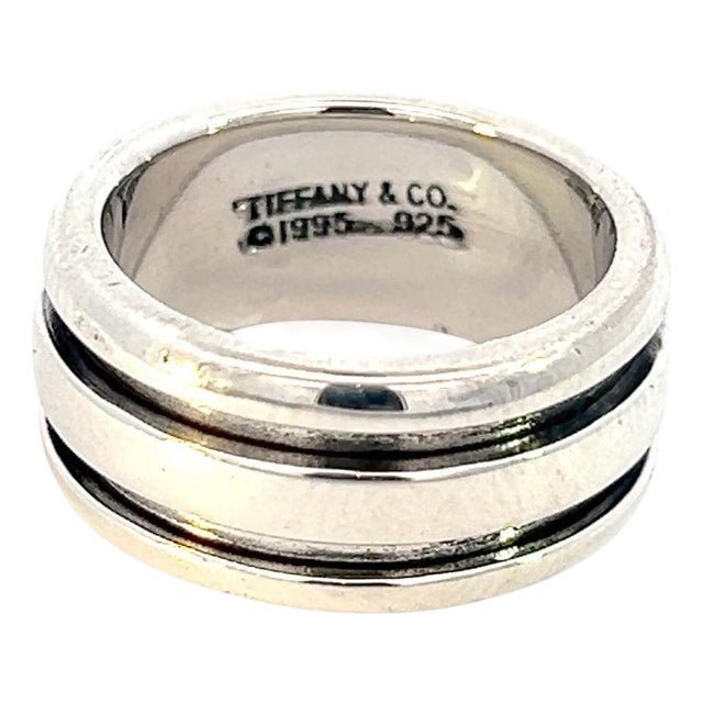 1990s Tiffany & Co Estate Atlas Groove Ring Size 5 Silver 9 mm For Sale