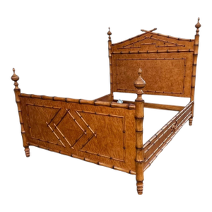 Bernhardt British Colonial Style Queen Size Bed