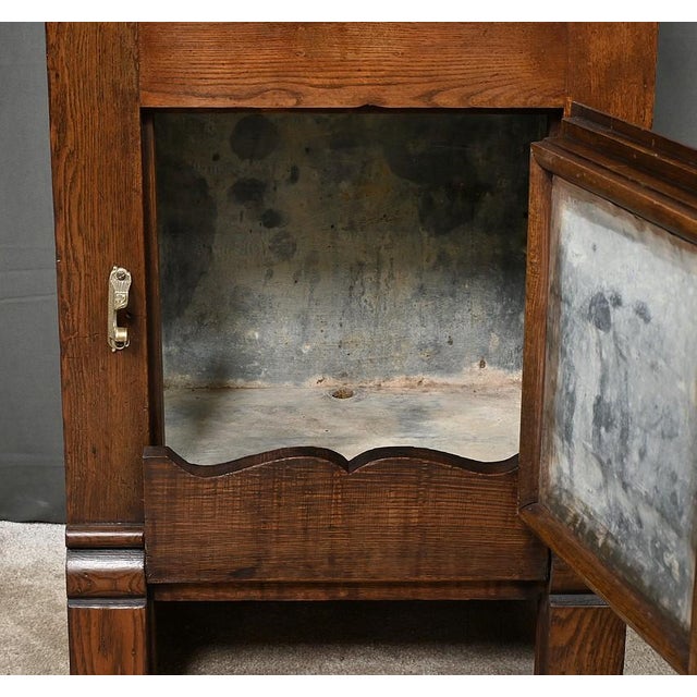 Small Cooler in Oak For Sale - Image 16 of 18