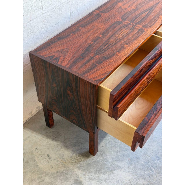 Rosewood Dresser Chest of Drawers Low Storage Unit Ab Glas & Trä Hovmantorp Sweden 1960s For Sale - Image 9 of 10