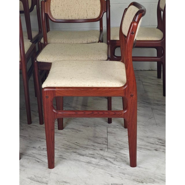 Late 20th Century Set of 10 Rosewood Dining Chairs by Johannes Andersen for D-Scan For Sale In Richmond - Image 6 of 7