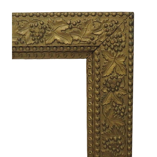 FREE SHIPPING ANYWHERE IN THE CONTINENTAL US! This is an antique Victorian picture frame. Late 19th century. Gilt wood...