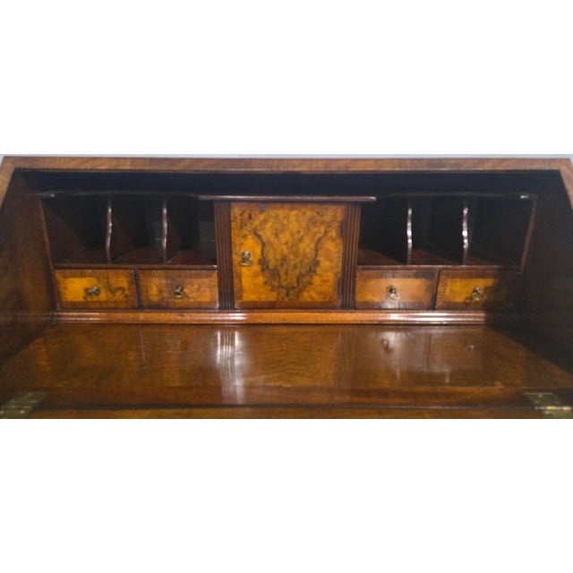 Queen Anne Burr Walnut Bureau, 1920 For Sale - Image 12 of 16