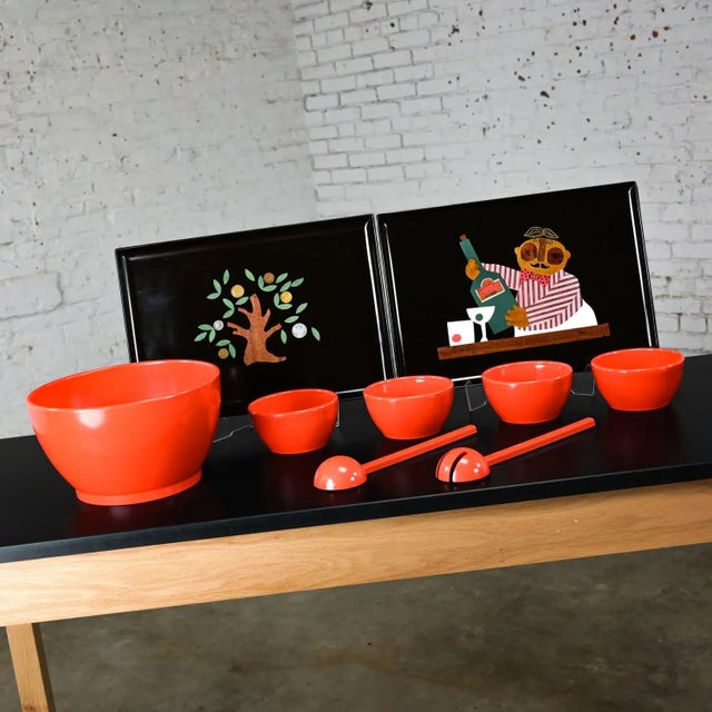 Mid-Century Modern Mid-20th Century Mid-Century Modern Pair Couroc Trays & Orange Vintage Plastic Salad Serving Set For Sale - Image 3 of 12