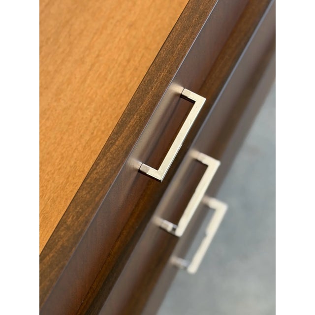 Mid-Century Modern Mid Century Modern Chest of Drawers For Sale - Image 3 of 18