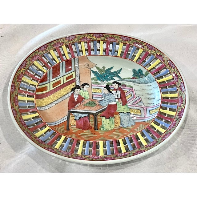 Mid 20th Century Chinese Export Famille Rose Reticulated Oval Plates - A Pair For Sale - Image 10 of 13