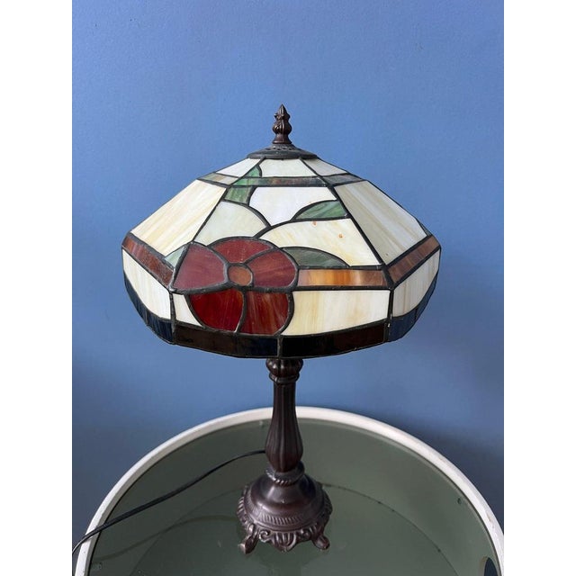 Art Deco Table Lamp in Stained Glass For Sale - Image 9 of 11