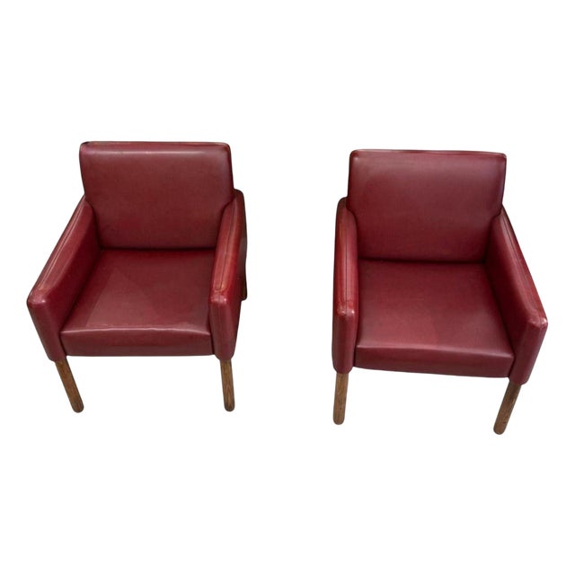 Set of Lounge Chairs by Vico Magistretti for Cassina For Sale