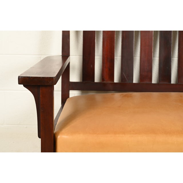 Wood L. & J. G. Stickley Antique Mission Arts & Crafts Onondaga Mahogany Bench or Settle Sofa, Circa 1902 For Sale - Image 7 of 13