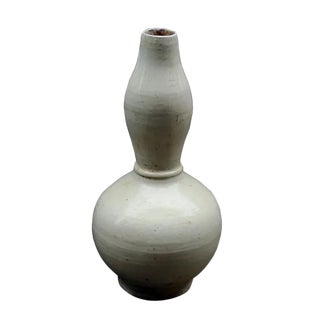 Asian Modern Long Neck White Ceramic Vase For Sale