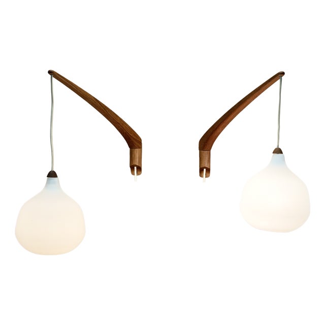 Vintage Swedish Model 705 Wall Lamp by Uno & Östen Kristiansson for Luxus For Sale