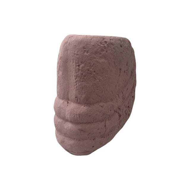 1980s Vintage Postmodern 1980s Pink Ribbed Ceramic Plaster Vase Art Deco For Sale - Image 5 of 8