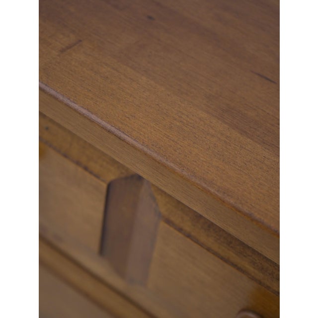Pair Ethan Allen Country Colors Maple 4 Drawer Nightstands For Sale - Image 14 of 17