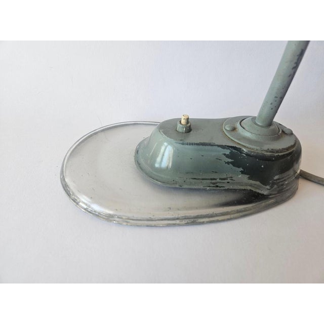 Industrial Bauhaus Desk Lamp with Glass Base by Marianne Brandt for Kandem, 1930s For Sale - Image 6 of 17