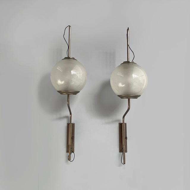 Azucena Mid-Century Modern Italian Glass Wall Lamps LP11 by Luigi Caccia Dominioni for Azucena, 1950s, Set of 2 For Sale - Image 4 of 14