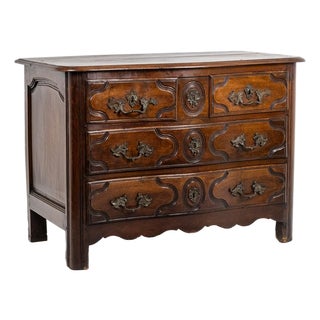 Louis XIV Parisian Chest of 5 Drawers in Walnut For Sale