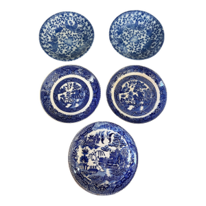 Vintage Blue and White Porcelain Decorative Set of 5 Plates Made in Japan