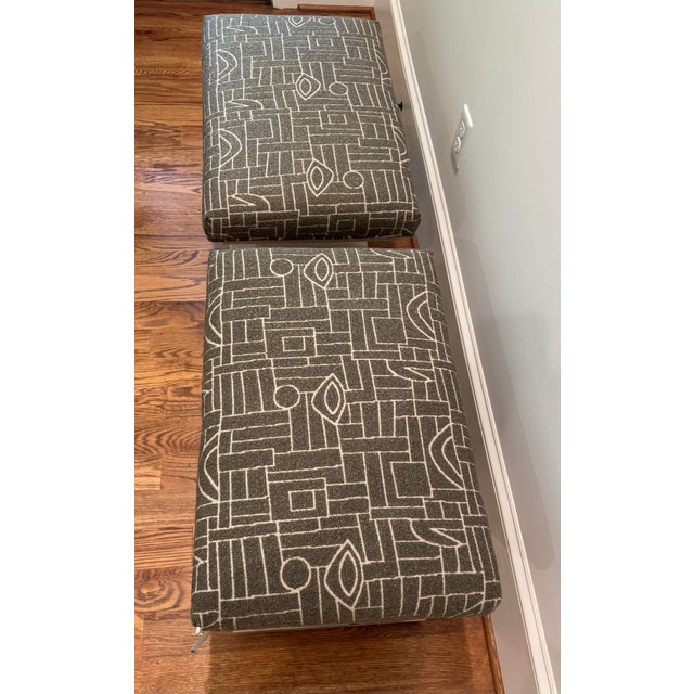 Pair Caracole Balance Beam Moss Green Bed Ottoman For Sale In Greenville, SC - Image 6 of 11