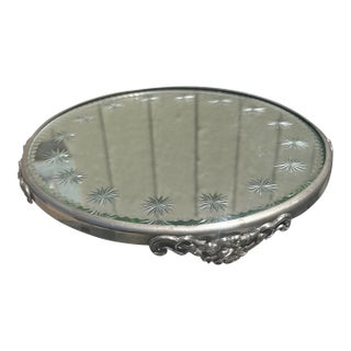 Victorian Etched Plateau Mirror With Starburst Design and a Rope Design on the Edge For Sale